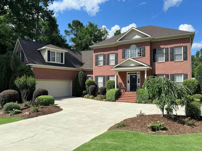 Large 5B/3.5b home with 6 gel foam beds Genetix 14 - Image 1