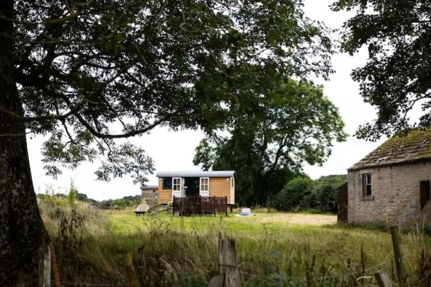 Romantic Escape with Hot Tub, Barnard Castle - Image 1