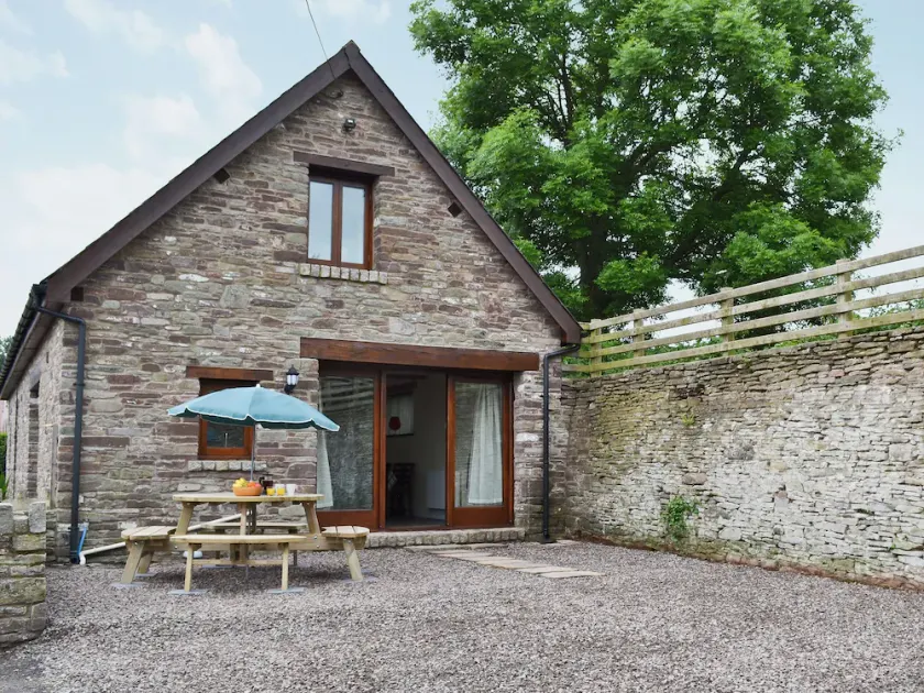 4 bedroom accommodation in Talgarth, near Brecon - Image 1