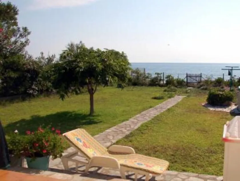 Maison avec terrasse, jardin et barbecue | Vue jardin | À côté de la plage - Image 1