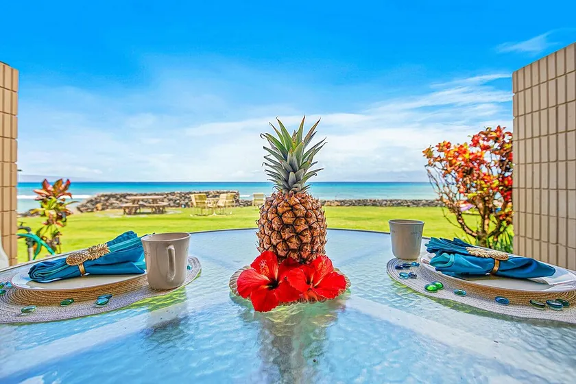 Kaleialoha 106 Ocean Front 1BD 1BA condo - Image 1