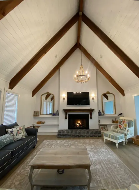 Cozy Tavares home in with heated pool on the canal - Image 1