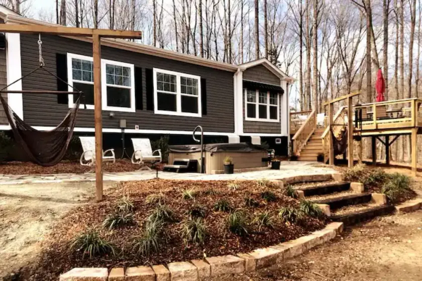 Rustling Meadows Dwell Manor - Image 1