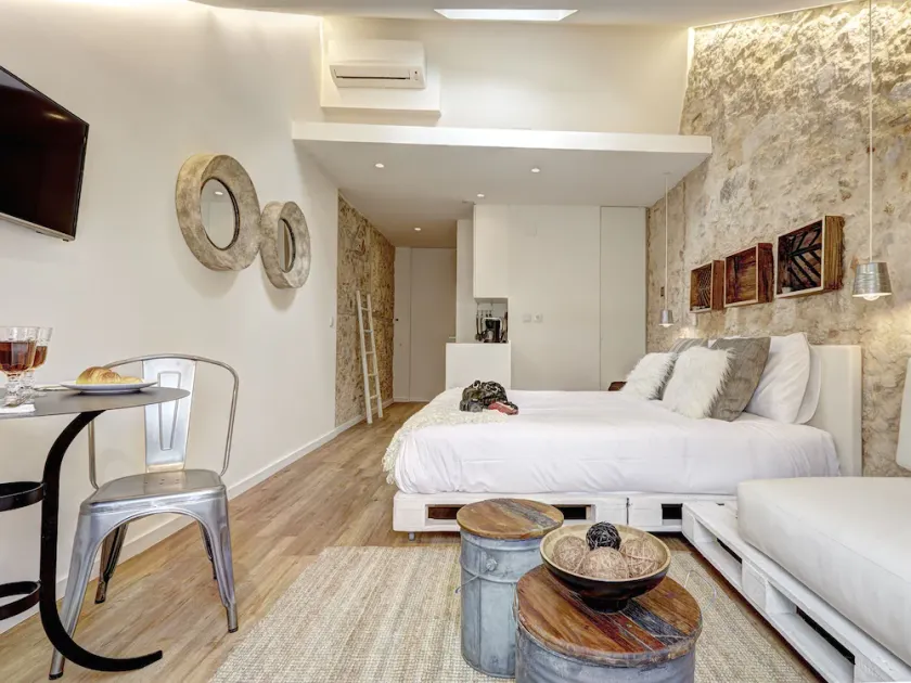 Sonel Investe Madalena 287 Boutique Apartments by Get Your Stay - Image 1