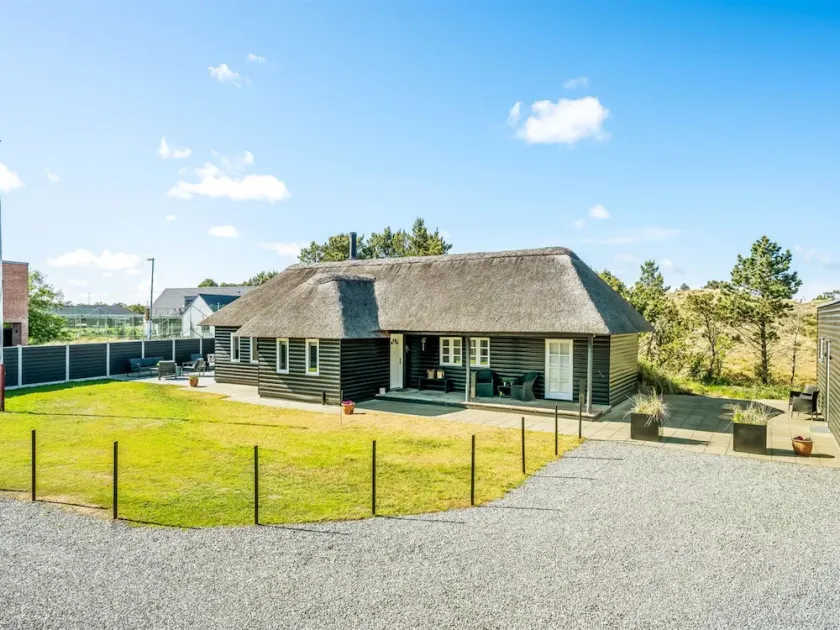 Holiday Home Aila - 1-4km from the sea by Interhome - Image 1