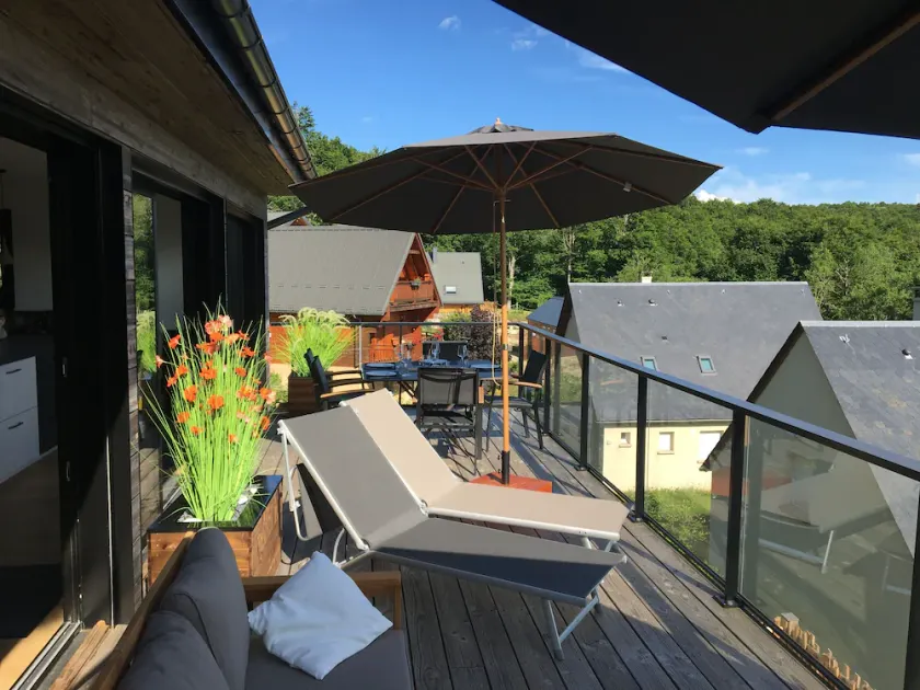 CHALET IN THE HEART OF AUBRAC - Image 1