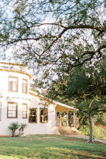 Historische Ranch-Lodge + 3 private Suiten mit Blick auf den Brazos River - Image 1