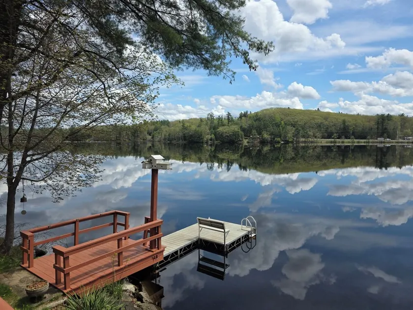Lakeview Cozy Cottage • Hot Tub • Fireplace • Fish • Ski 30min - Image 1