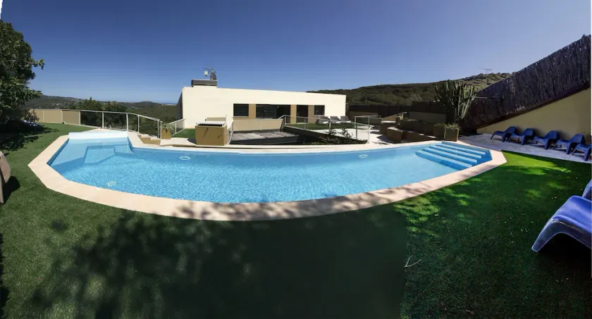 VillaBarcelonaCoast-POOL, BBQ, A/C,Beaches (5' by car), Barcelona (25' min),WIFI - Image 1