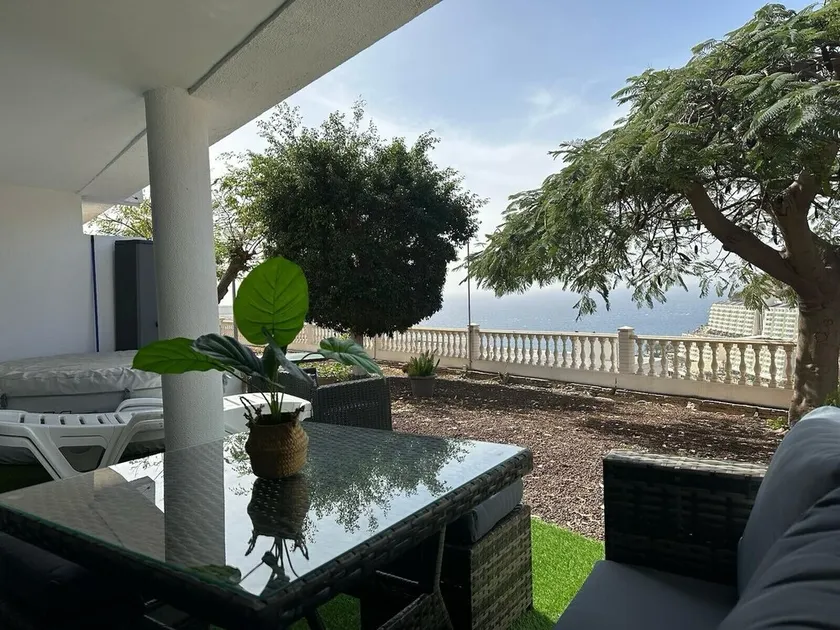 Holiday Apartment 'Views Of Sunsets' with Sea View, Shared Pool and Wi-Fi - Image 1