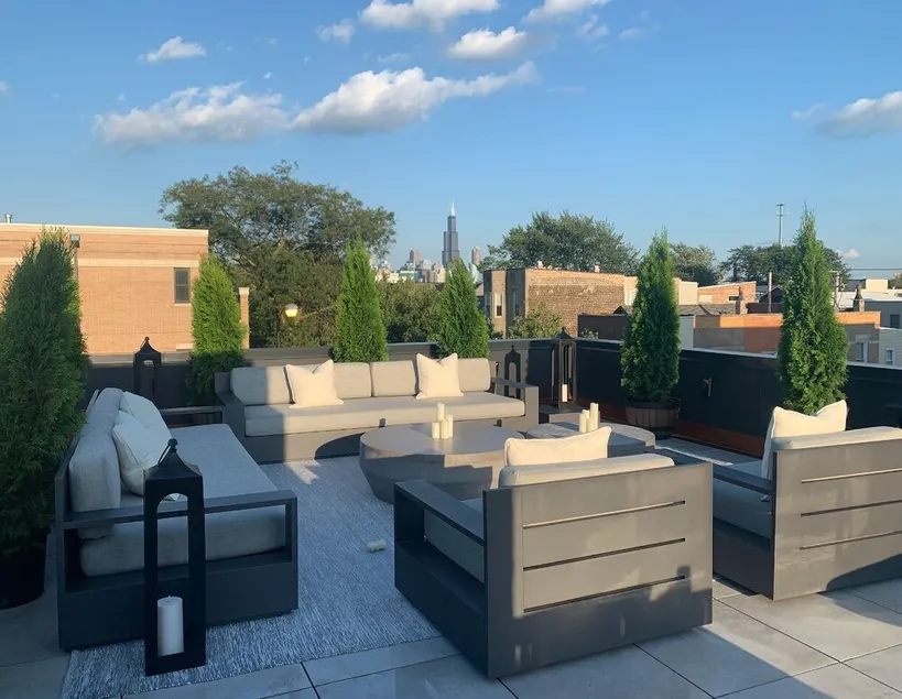 Luxe Single Family Home + Private Skyline Rooftop! Sleeps 10 - Image 1