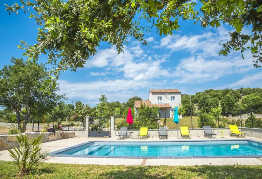 Rolig villa med aircondition og privat pool - Image 1