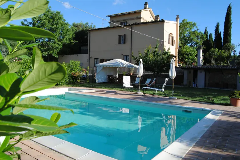 Landhus med privat pool, op til 14 senge - Image 1