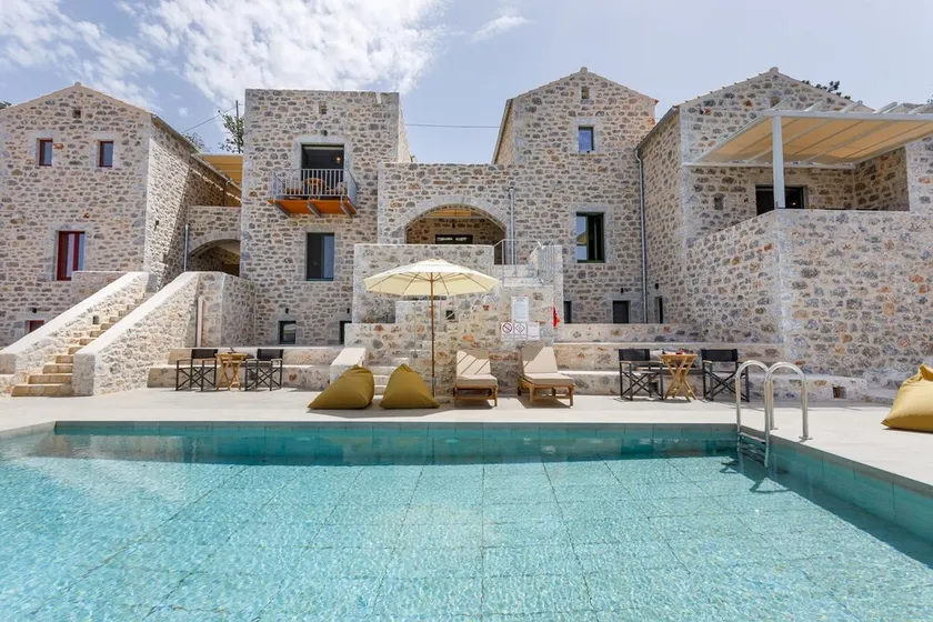 Villa ERMIS with shared pool in exposed position over the sea, Peloponnese - Image 1