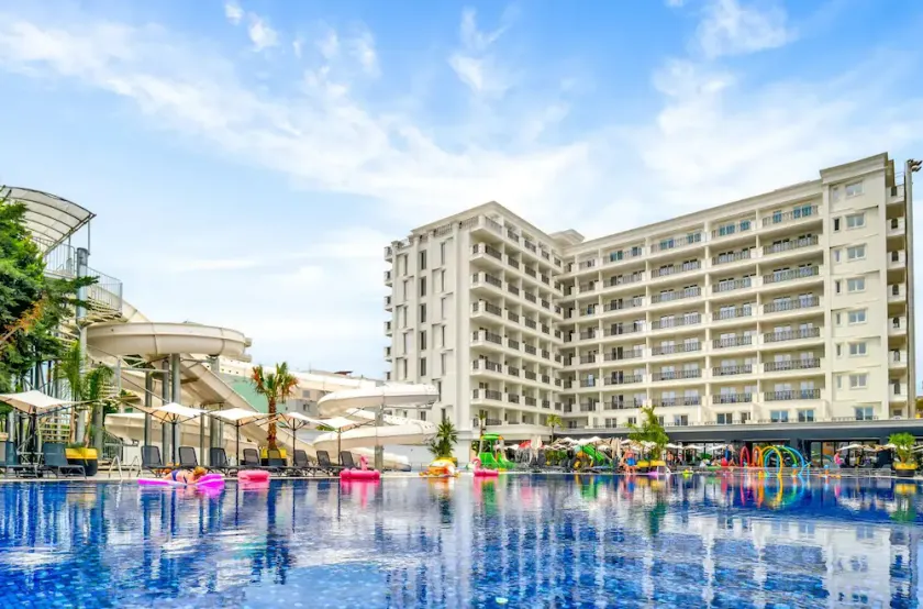 Bonita Luxury Resort & Spa - Image 1