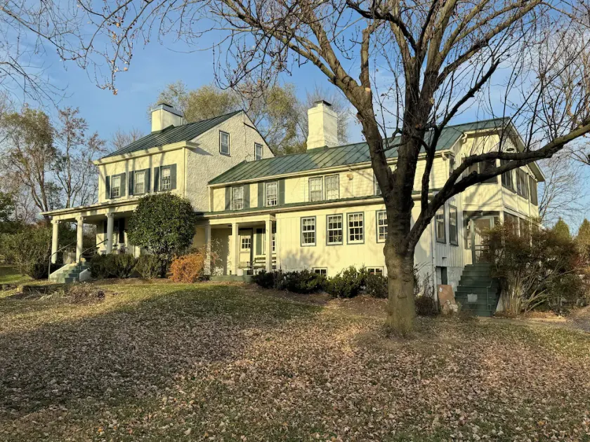 Hillandale Farmhouse circa 1774 - 6 soveværelser, 14 sovepladser, nyrenoveret - Image 1
