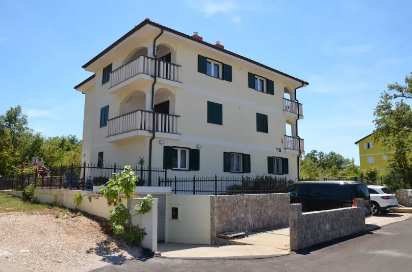 Ilha de Vila Luca KRK - Image 1