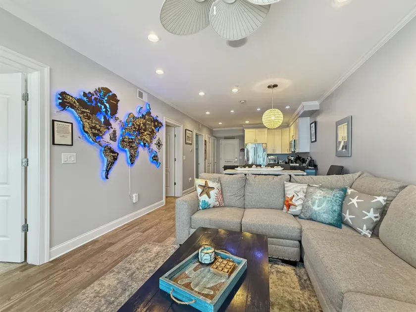 Luxurious Penthouse, King beds. Dog & ADA Friendly - Image 1