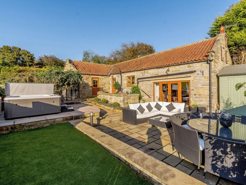 3 bedroom accommodation in Cloughton, near Scarborough - Image 1