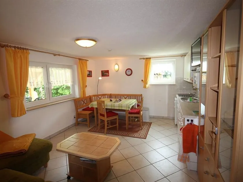Apartment \"Garden View\" - Apartments Landhaus Böhmer - Image 1