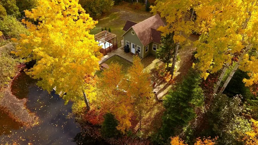 Villa De L'Epervier, Watherfront. Mellem hav og bjerge. Privat varmt rør. - Image 1