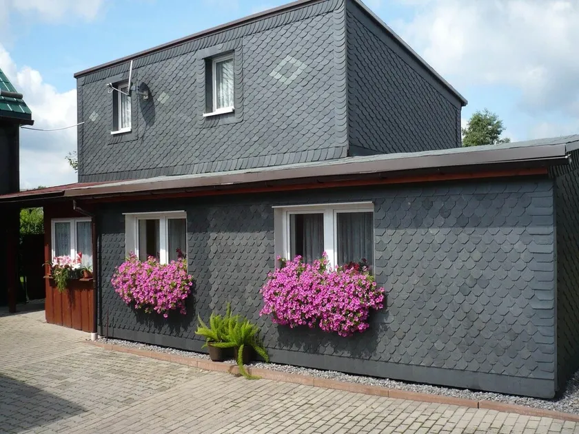 Neustadt 2BR with Garden - Image 1