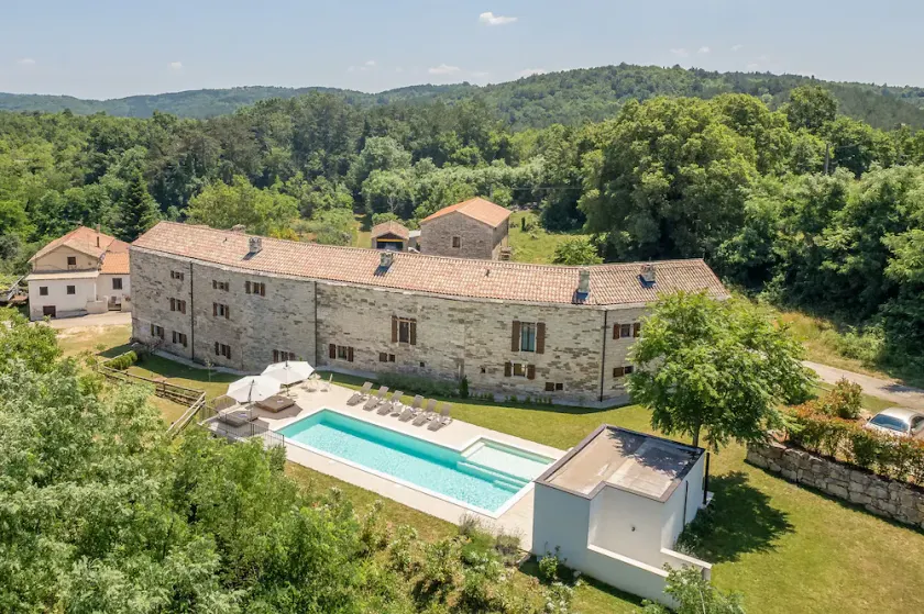 Aquileia Residence #1 - peaceful, private garden, large pool, close to Grožnjan - Image 1