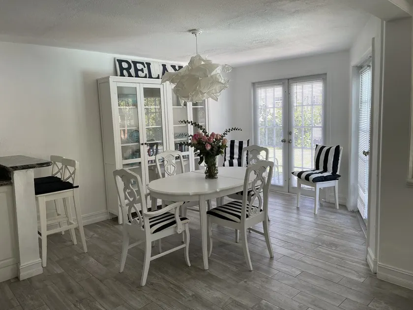 Charmerende 3/2 Pool Home i Downtown Historic Delray - Image 1