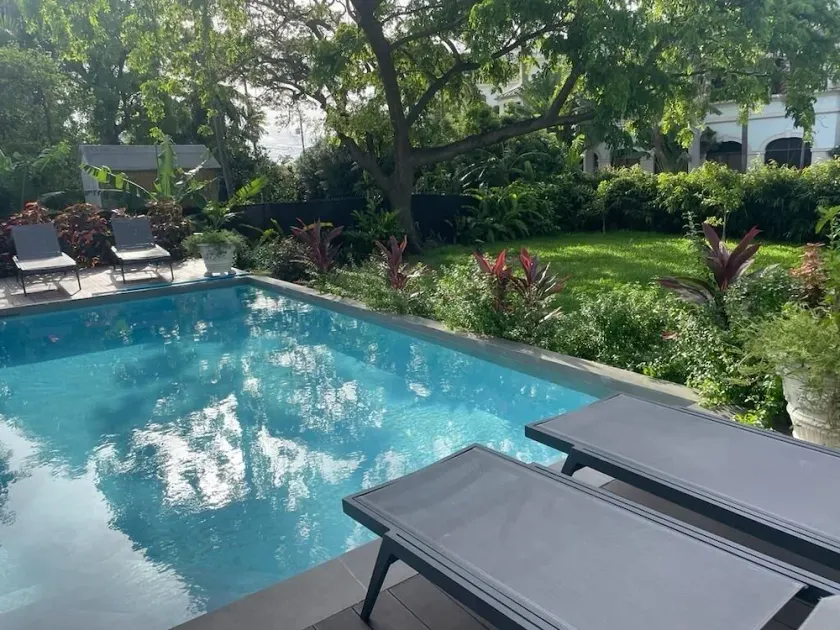 Modern 3 Bed Villa with Large Private Pool - 5 minutes to the Beach! - Image 1