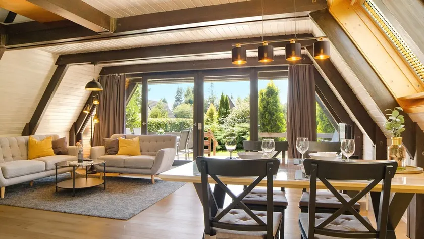 Holiday Home 'Auszeit' with Terrace & Garden - Image 1