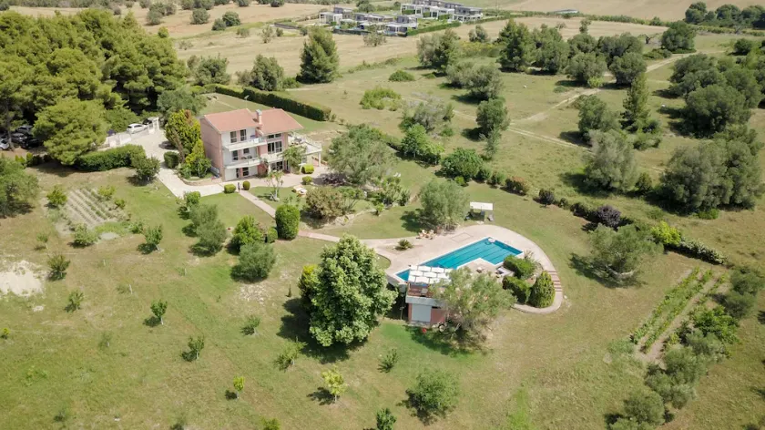 Exclusive Villa in Sani Area - Image 1