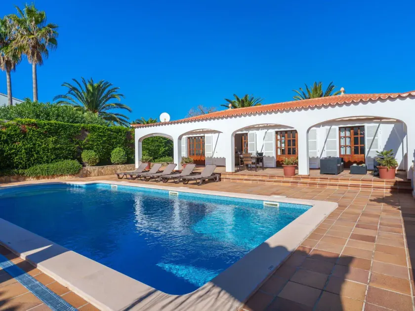 Lovely apartment for 4 people with A/C, pool, WIFI, TV and terrace - Image 1