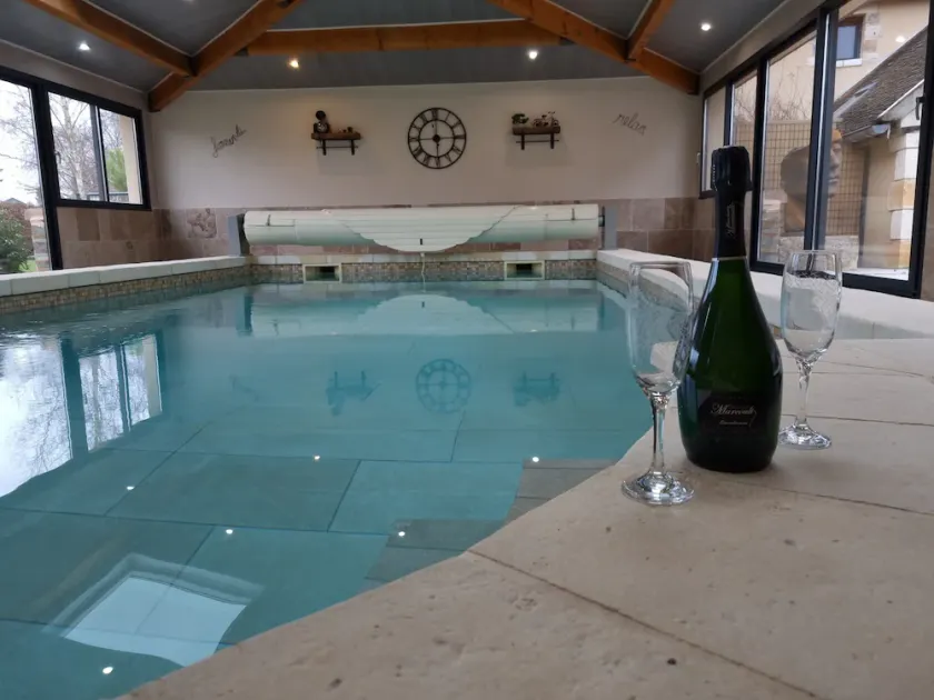 Gite de charme en Champagne avec piscine intérieure chauffée - Image 1