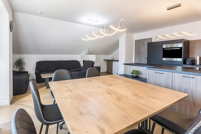 Ferienwohnung 'Zeichner' mit Bergblick, Balkon und WLAN - Image 1