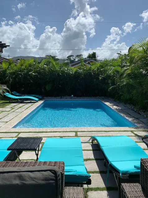 Private Pool Oasis - Image 1