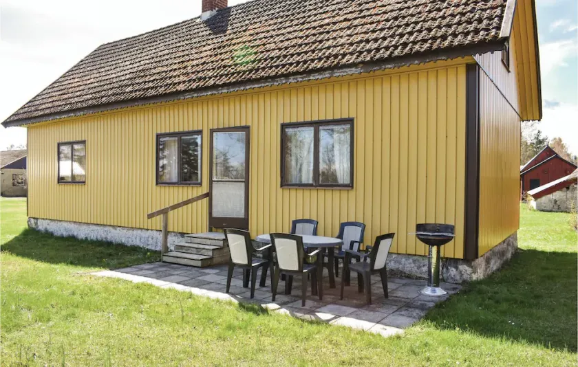 2 Bedroom Awesome Home In Löttorp - Image 1