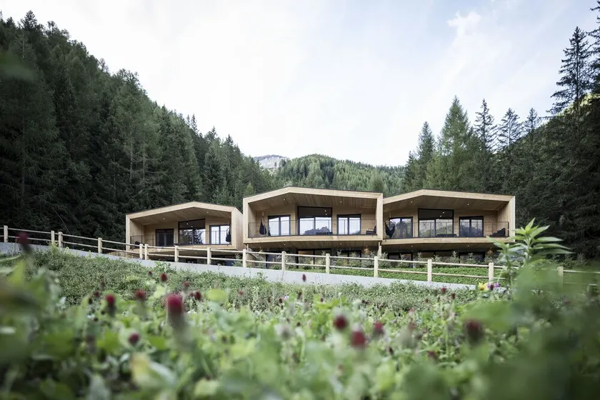 Selza Nature Chalet - Dein exklusiver Rückzugsort in den Südtiroler Alpen - Image 1