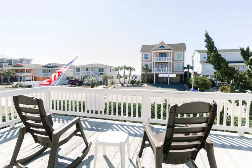 THE SEASCAPE - OCEAN VIEWS!! Ultra Clean 2nd Row Beach House—1K-1Q-1D,1T,1SS - Image 1