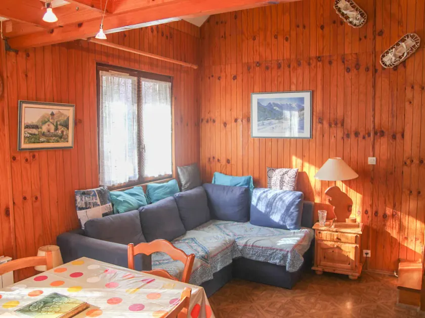Chalet à Barcelonnette près du golf, 3 chambres, jusqu'à 8 personnes - Image 1