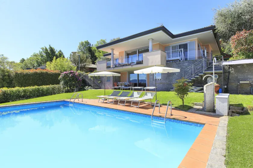 Exquisite Villa mit Pool und herrlichem Blick über den See! - VILLA SETA - Image 1