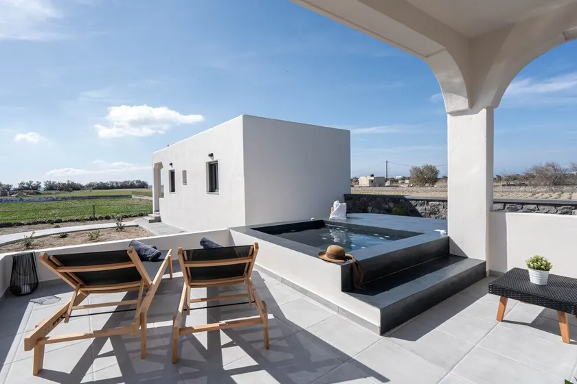 Almira Luxury Suites - Image 1