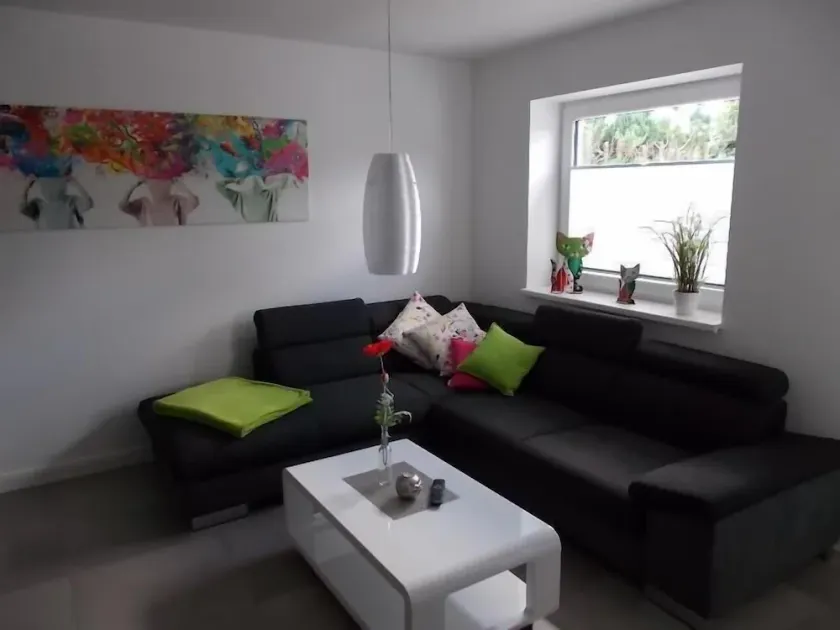 Vida moderna en un bungalow. - Image 1