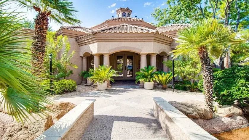 New Listing Remodeled Condo in North Scottsdale - Image 1