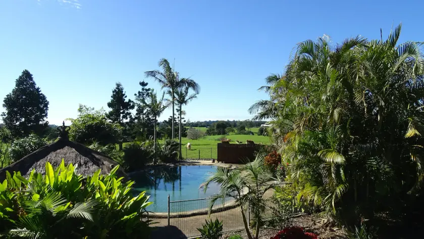 Manuka Getaway with Log Fire & Gourmet Breakfast - Image 1
