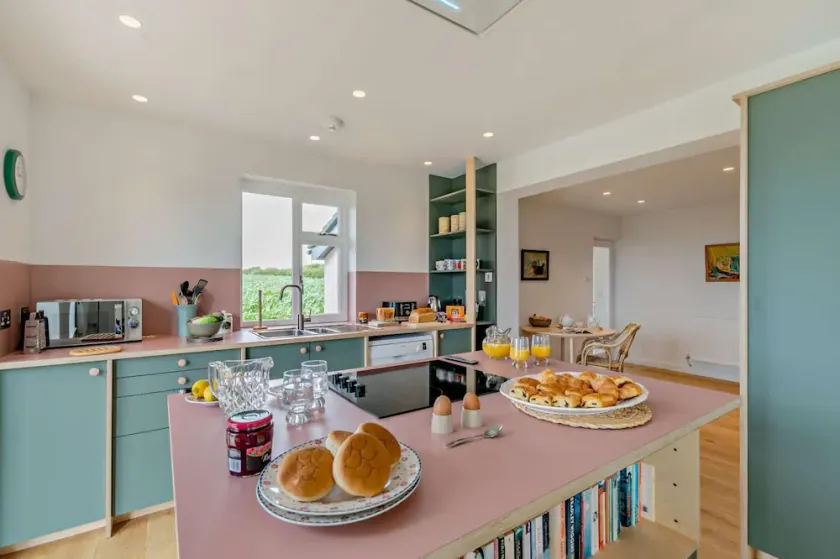 4 Bed in Bude (oc-n1770) - Image 1