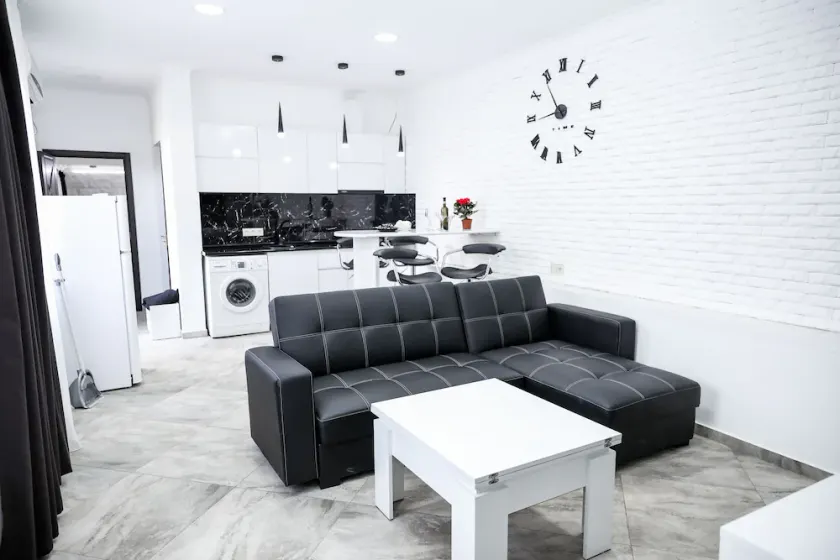 Crystal Apartments - Image 1