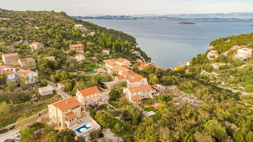 Villa Sali ZadarVillas - Image 1
