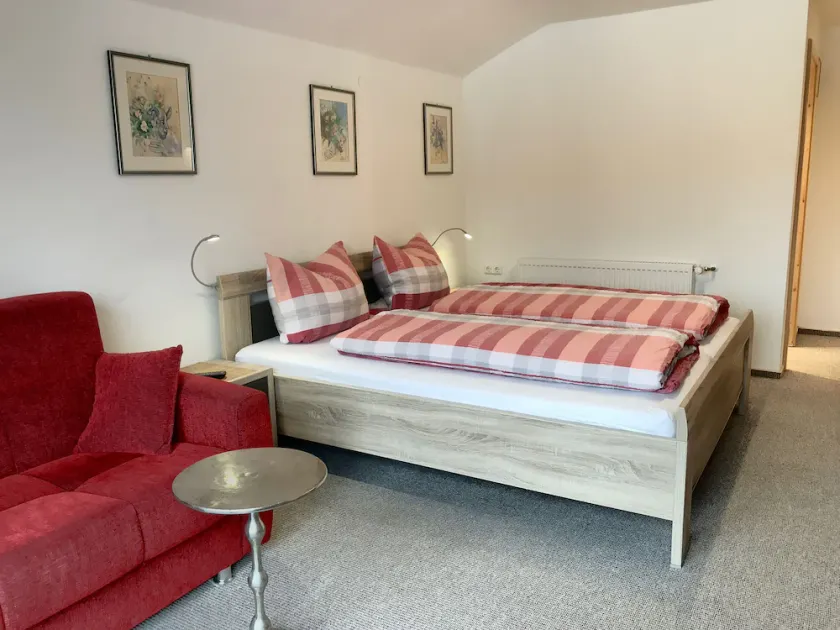 Small cozy studio for 1-2 persons with kitchenette, 22 sqm - Image 1