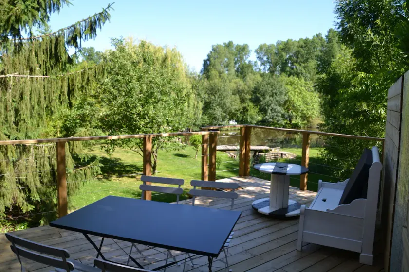 Waterfront cabin - Image 1