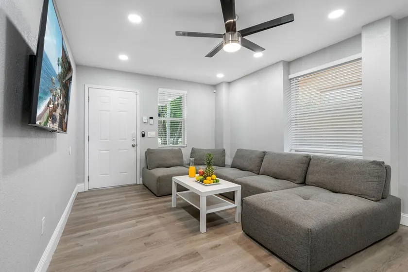 Cozy & Fully Remodeled Home in the Heart of Tampa! - Image 1